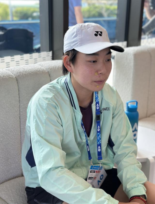 张奔斗：减去15斤后 白卓璇的身体和心灵都轻盈了